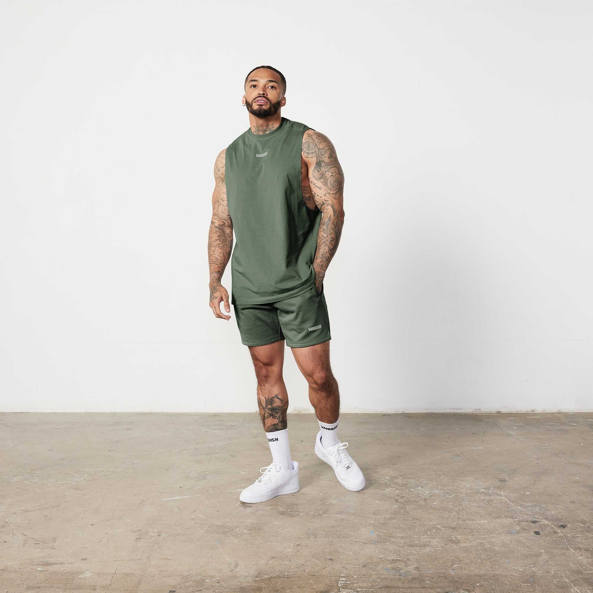 Vanquish Essential Forest Green Regular Fit Shorts