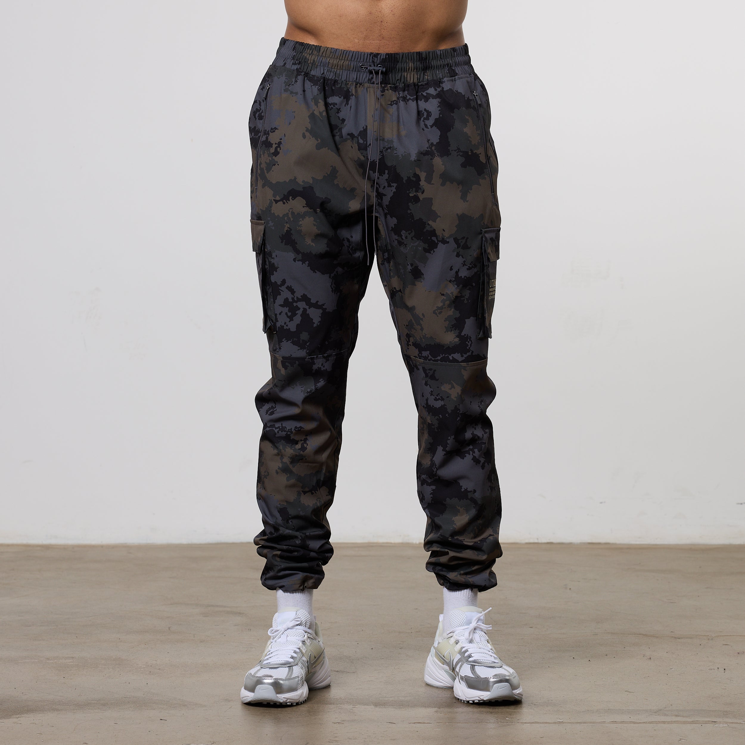 Vanquish Utility Brown Camo Tapered Cargo Pants