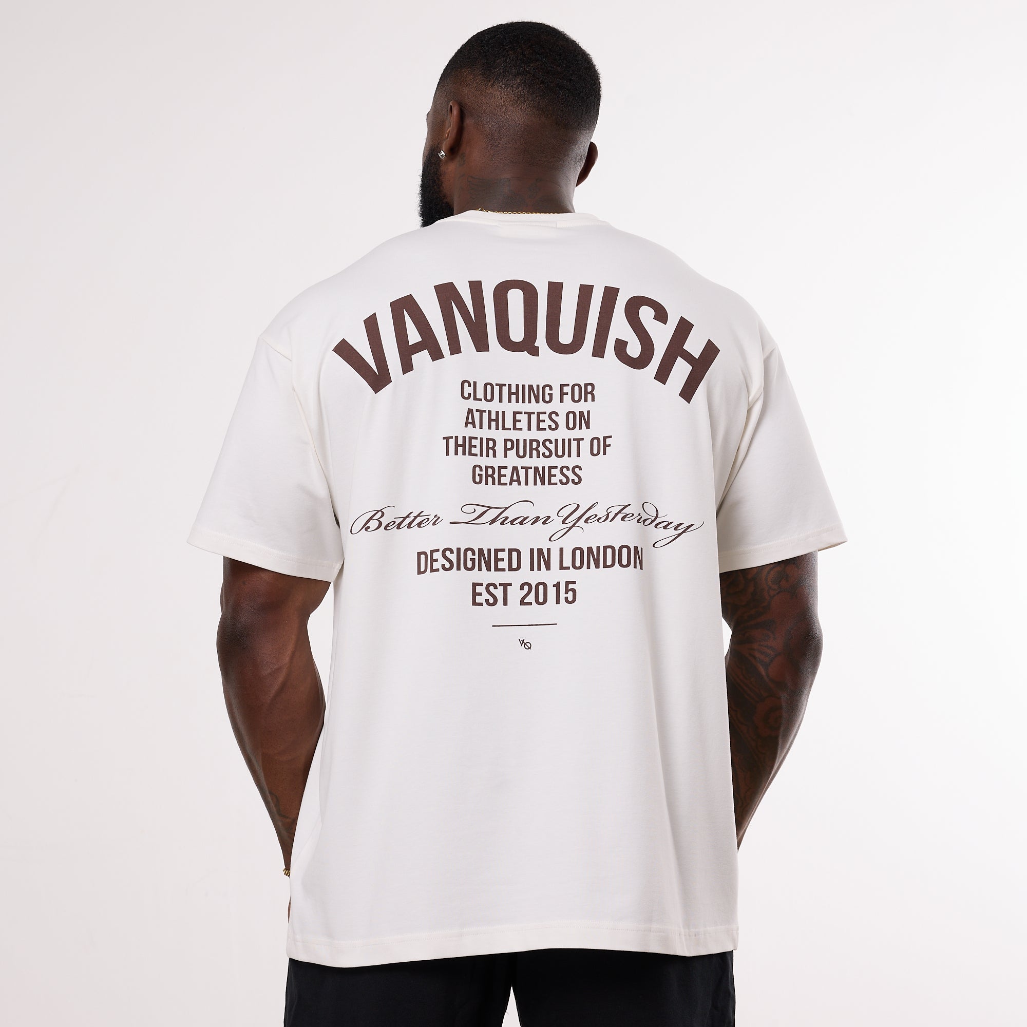 Vanquish – TSP Pursuit – Übergroßes Vintage-T-Shirt in Weiß