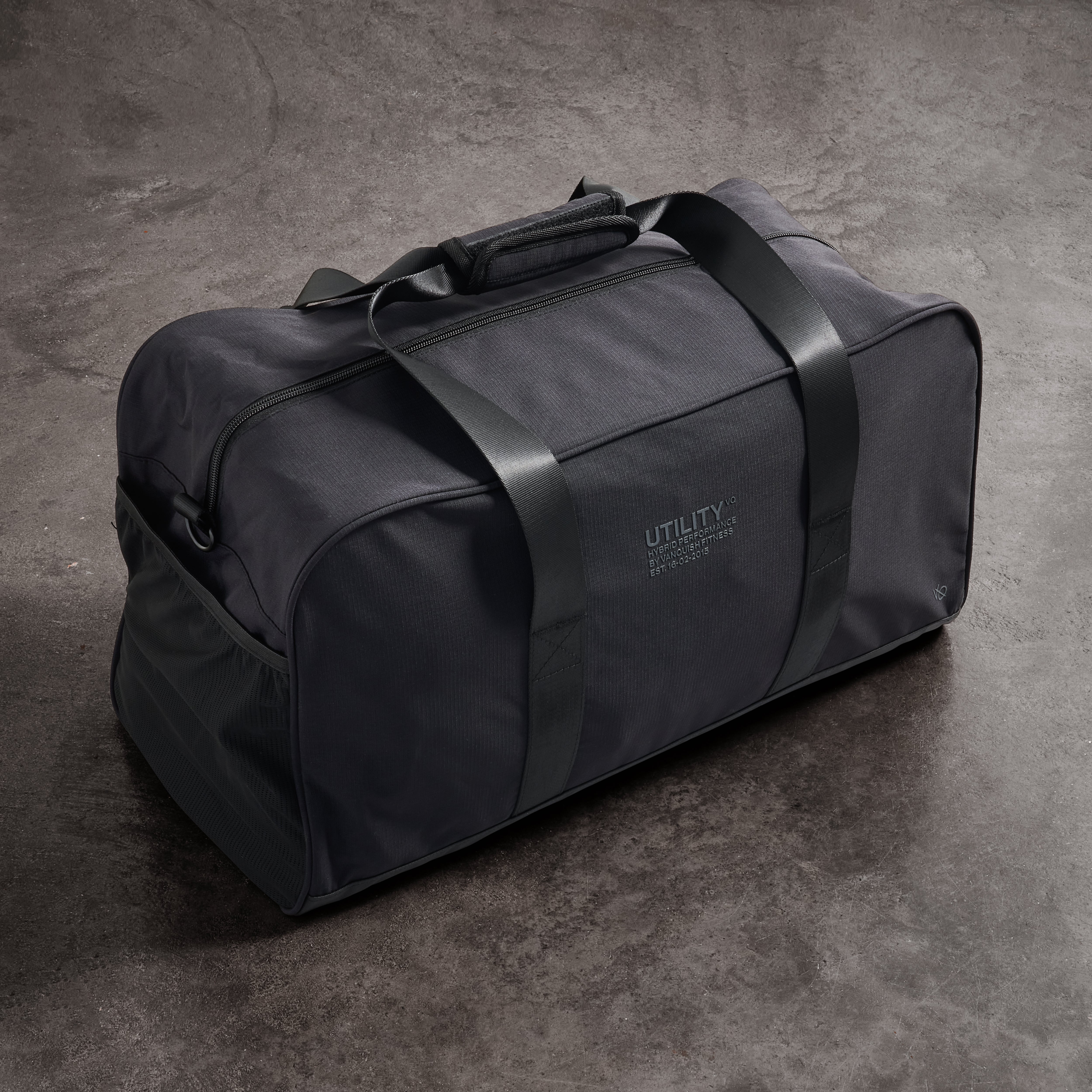 Vanquish Utility Black Medium Performance Holdall Bag