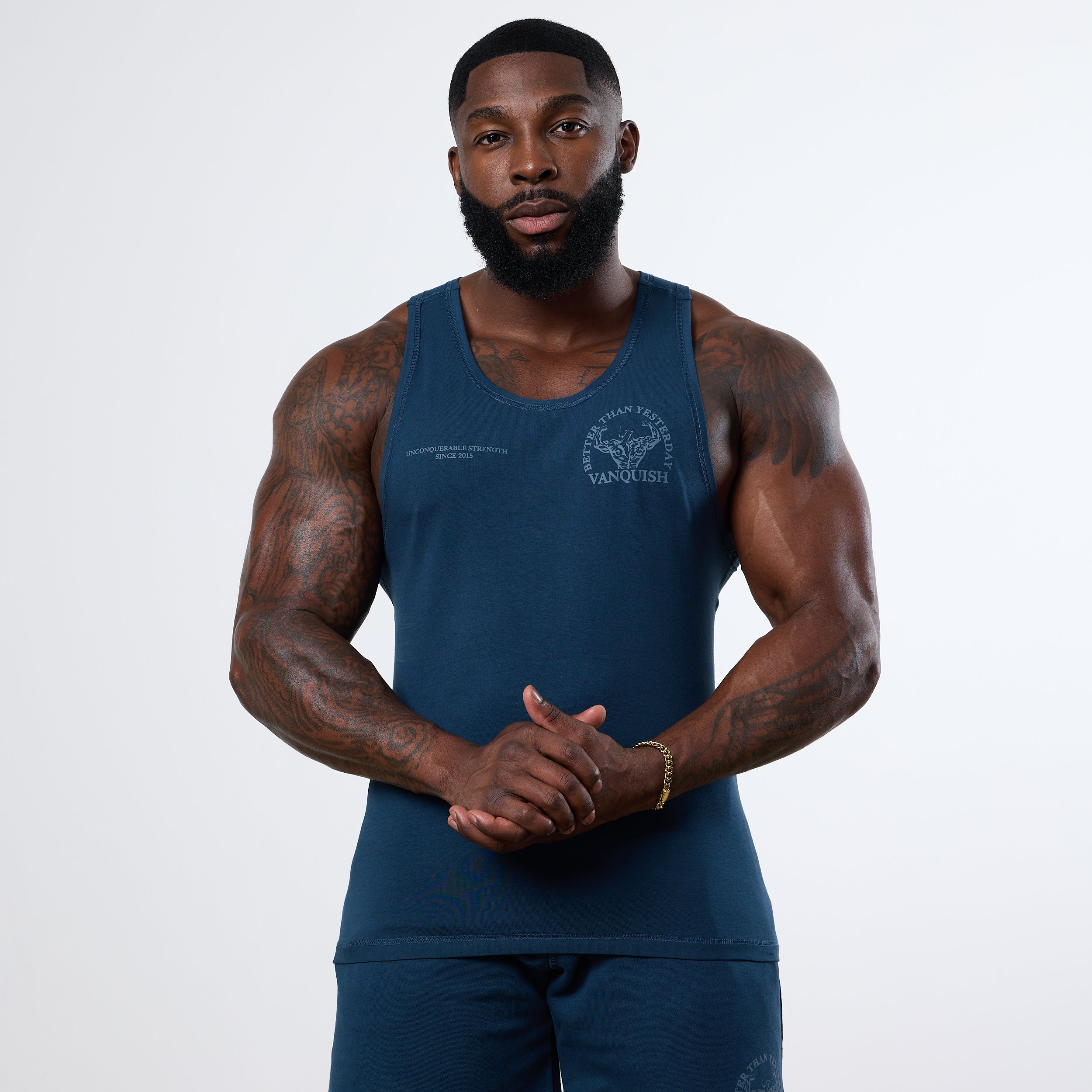 Vanquish – Tanktop „Unconquerable Strength“ in Mitternachtsblau