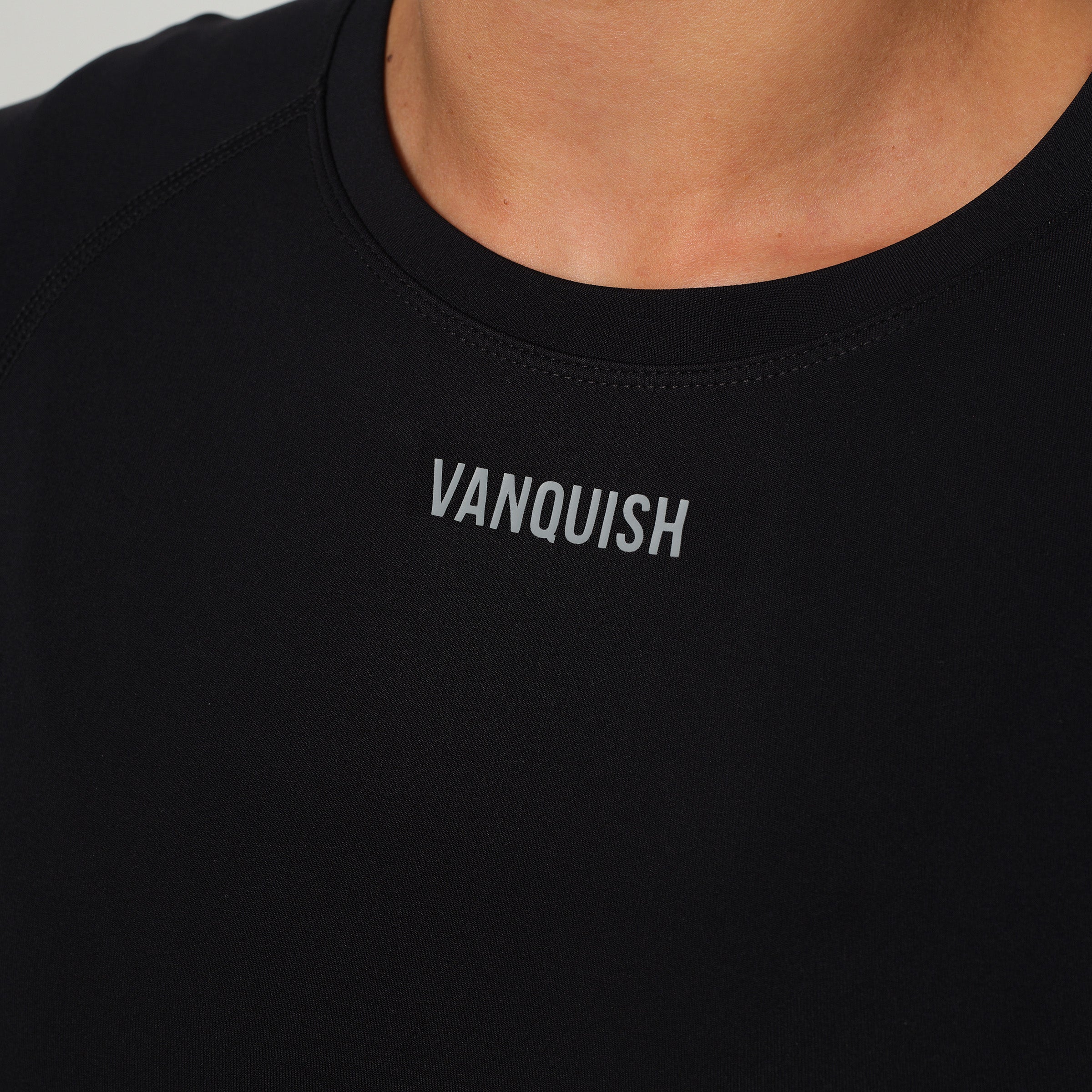 VANQUISH ENHANCE BLACK MIDI CAP SLEEVE T SHIRT