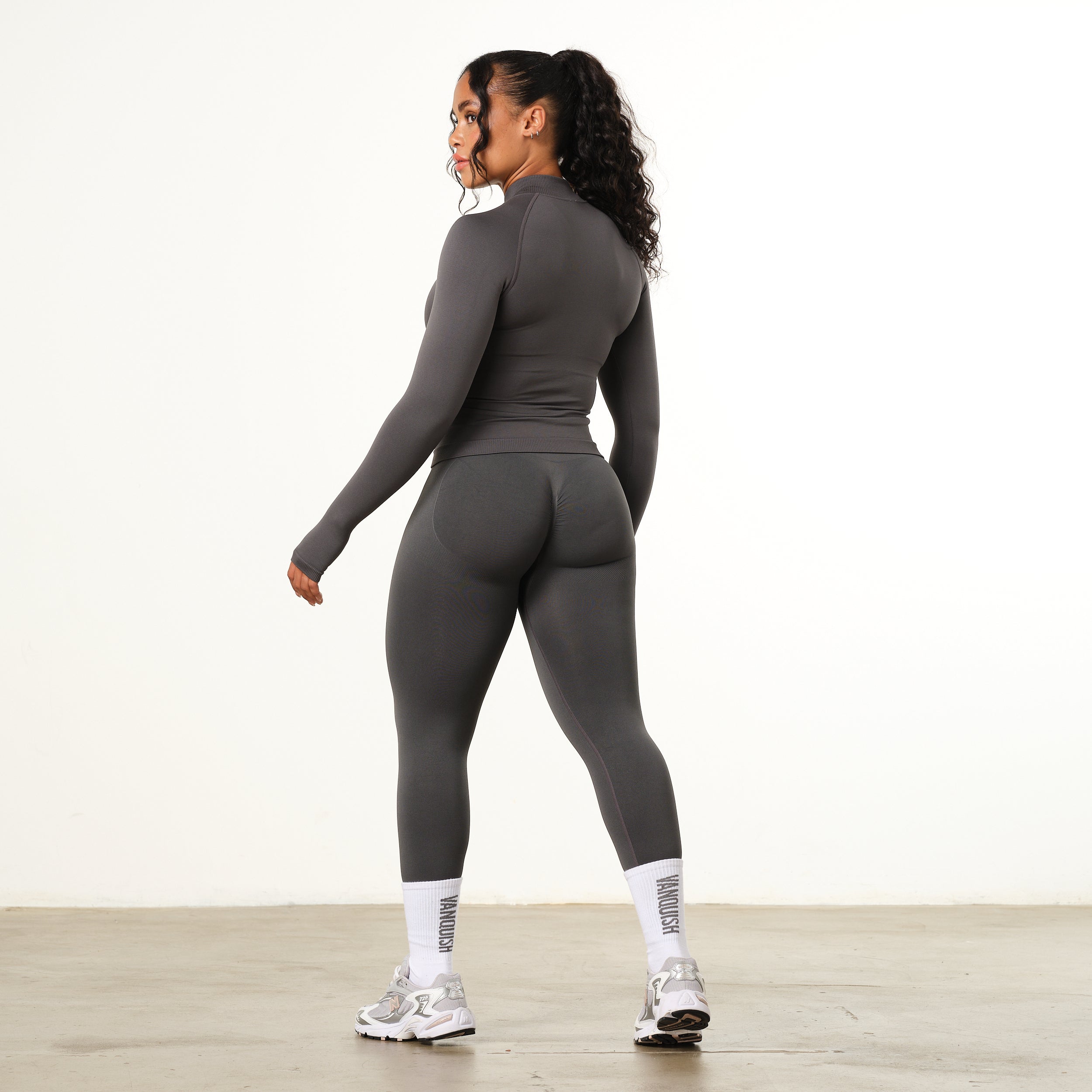 Vanquish Elevate Seamless Charcoal Zip Front Jacket