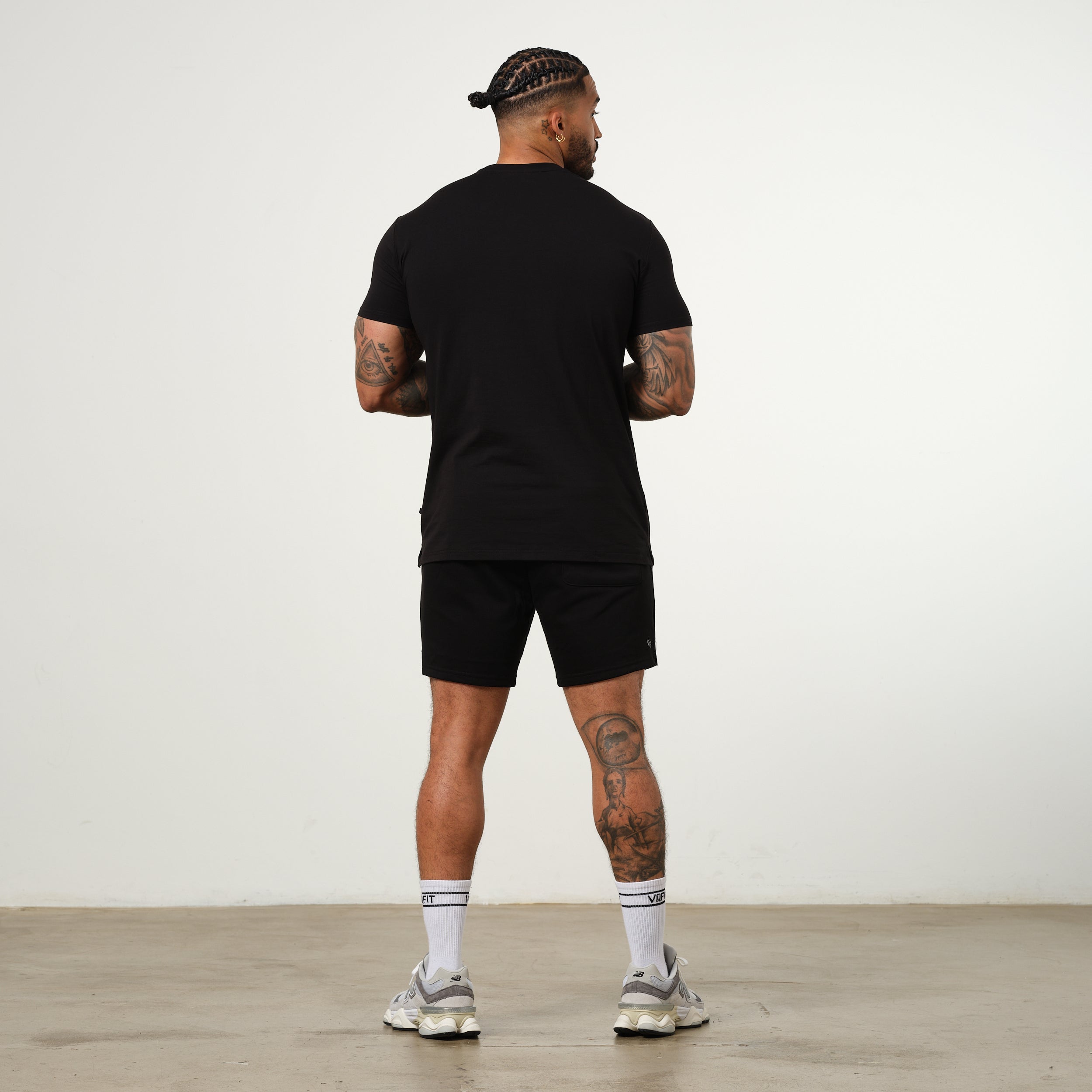 Vanquish Essential Black Regular Fit Shorts