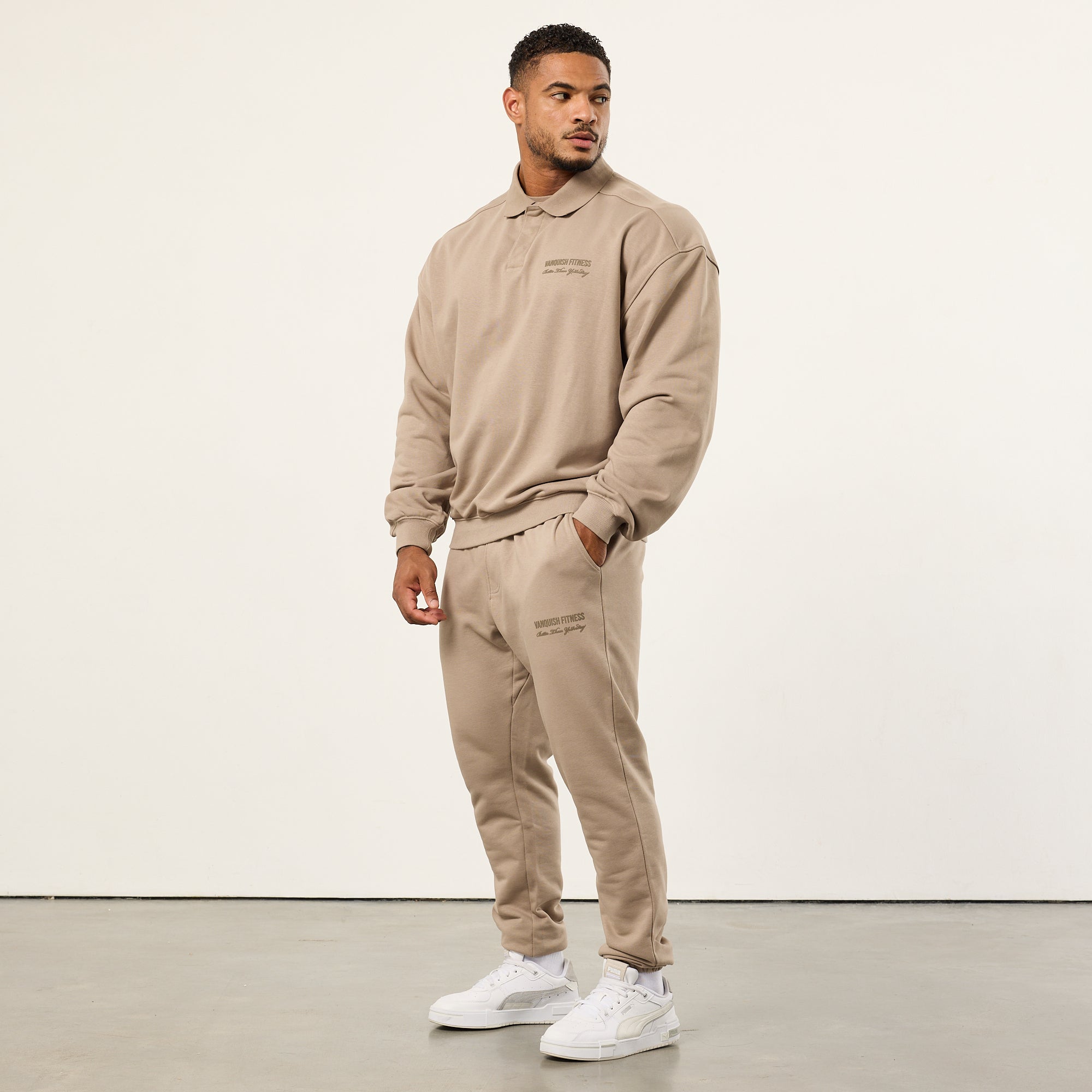 Vanquish Sand Signature Tapered Sweatpants