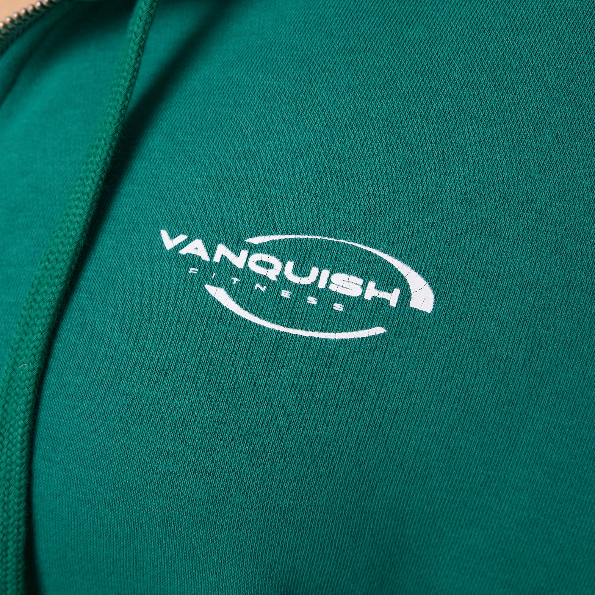 Vanquish – Enhance – Kurzer Hoodie in Waldgrün mit durchgehendem Reißverschluss