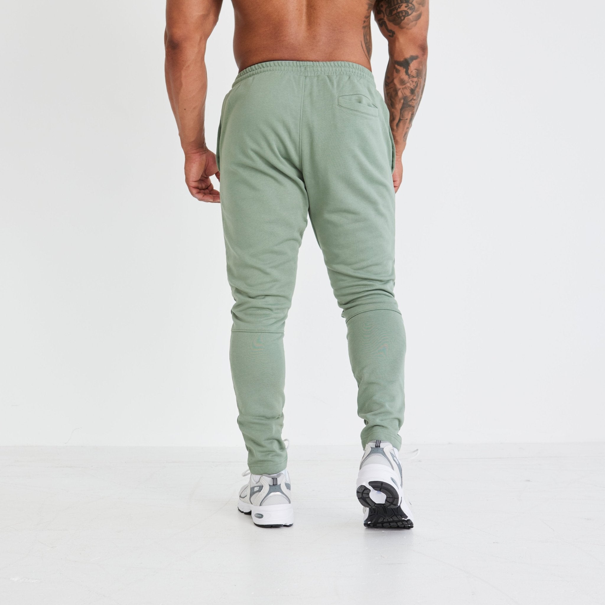 Mens on sale vanquish joggers